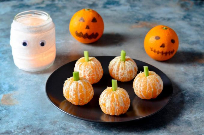 Gesunde Snacks für Halloween aus Obst und Gemüse - Vollwert-Blog Gesunde Snacks für Halloween aus Obst und Gemüse - Vollwert-Blog